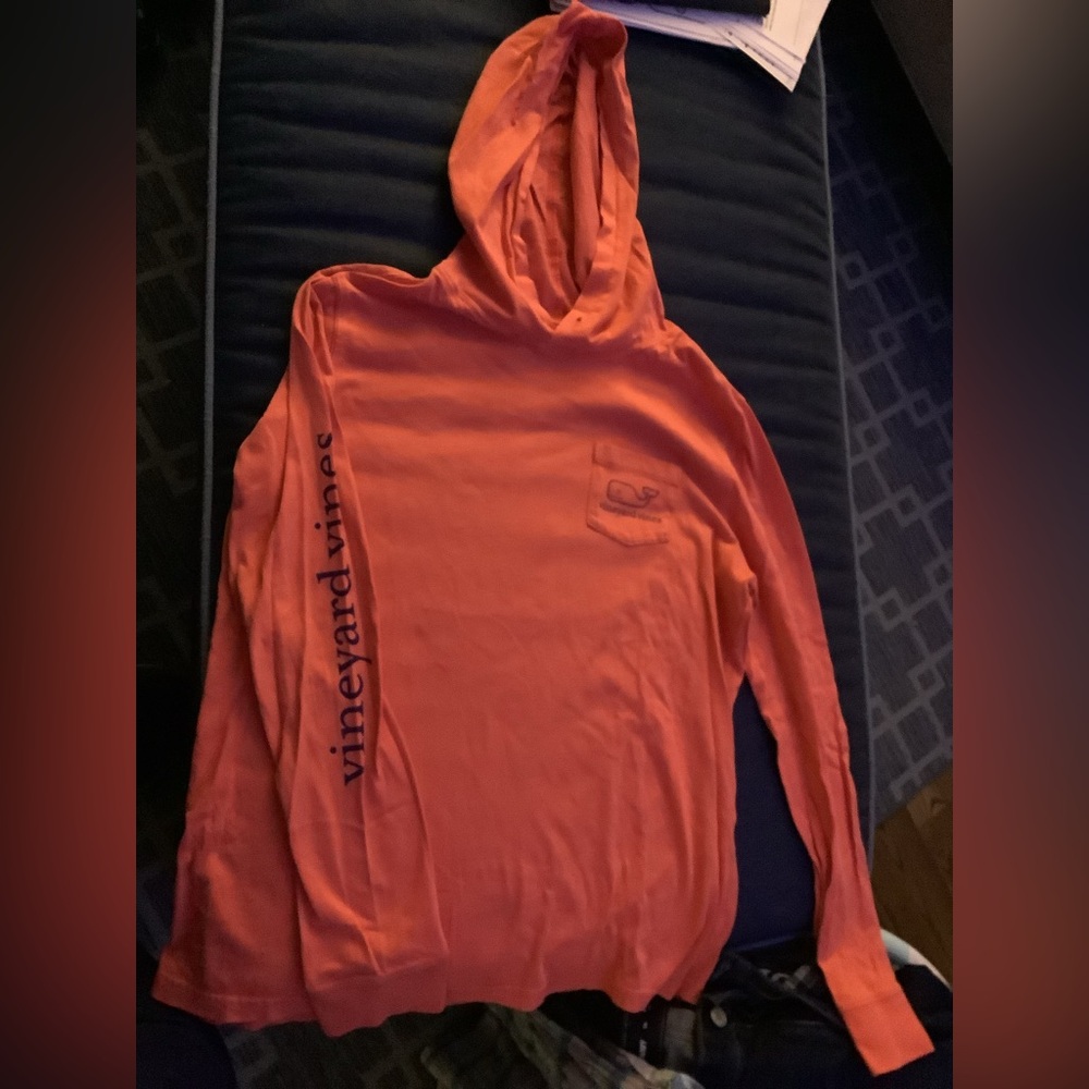 Vineyard Vines Adult hooded long sleeve tee, size S adult